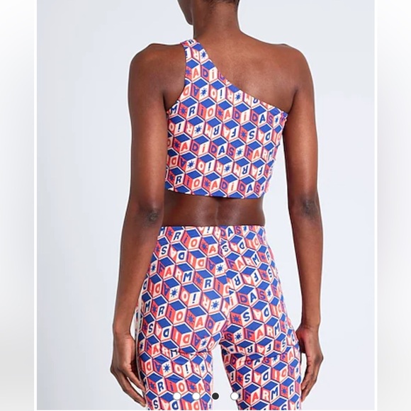 NWT Adidas x Farm Rio Set. Size: Small. Excellent condition 💙 ❤️ - Picture 14 of 15